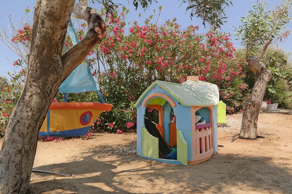 Maroussa Studios Agia Anna  Bagian luar foto